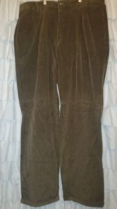 Corduroy pleated front pant